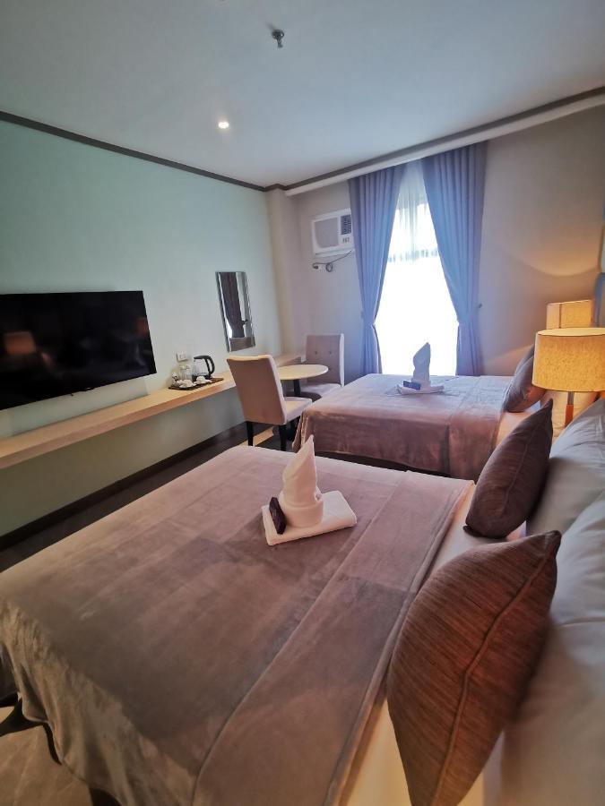 Yes Hotel Pandi Bulacan Екстер'єр фото